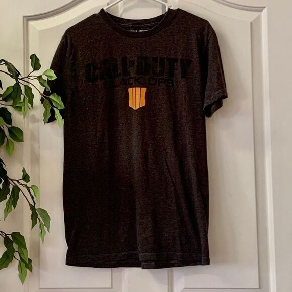 Call of Duty T-Shirt - Picture 2 of 4